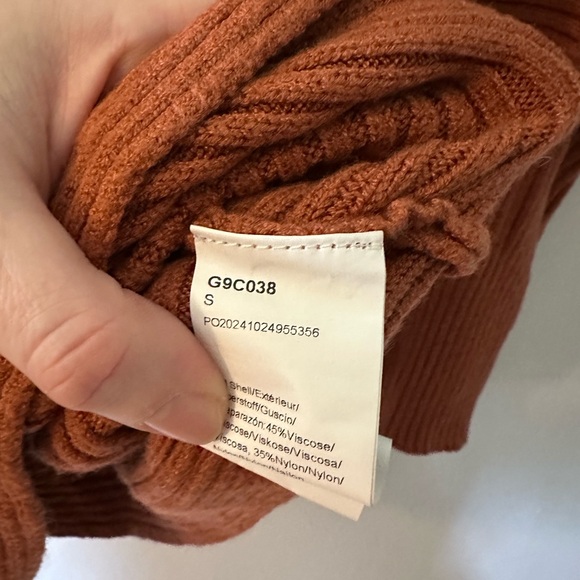 Rust Orange Ribbed Sweater - Picture 2 of 2